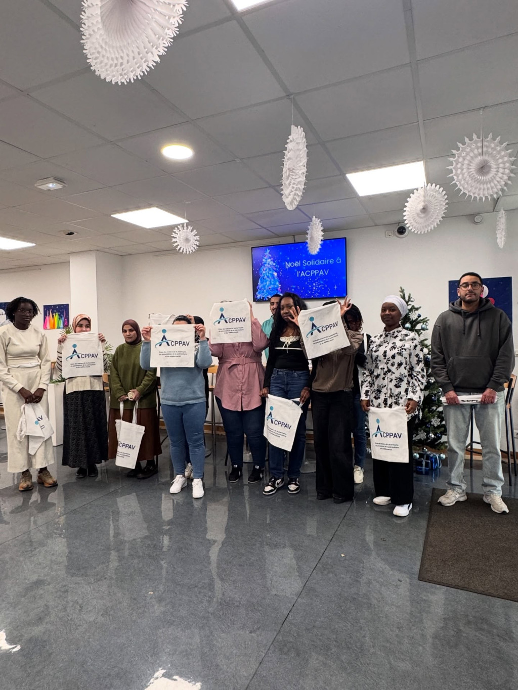 Instagram post from acppav_officiel. This post is in position 4.