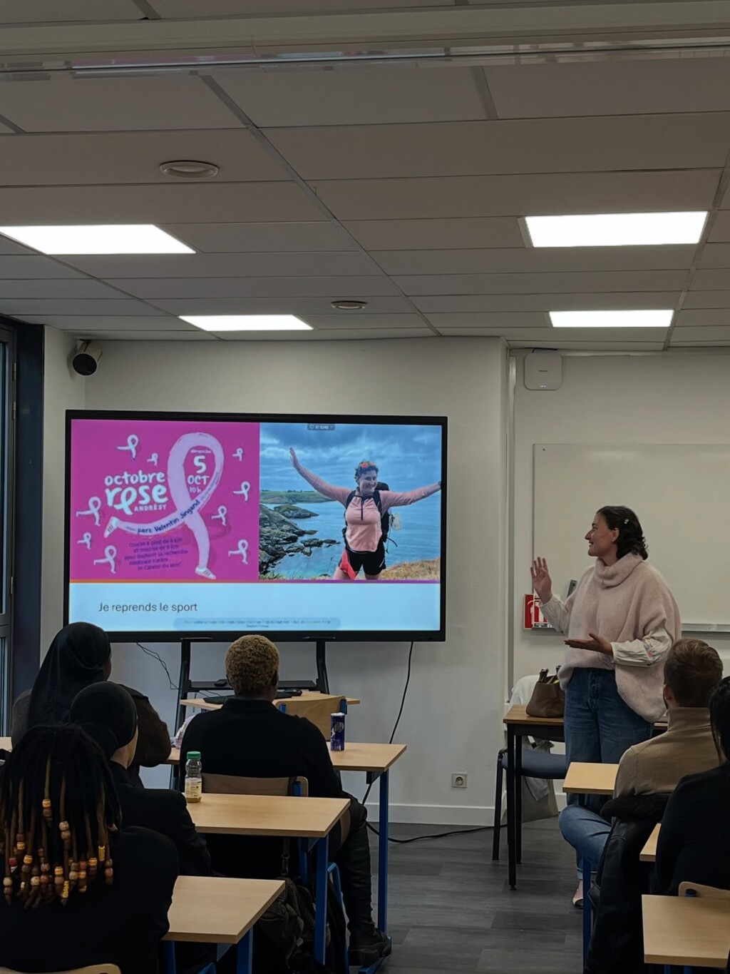 Instagram post from acppav_officiel. This post is in position 3.